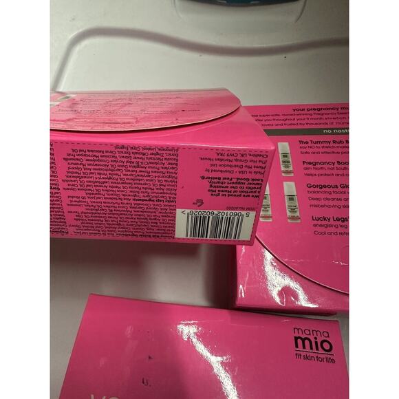 Lot of 3 Mama Mio Pregnancy Essentials Kit 4 pc Cream Tummy Legs Boobs Grow - Picture 2 of 8